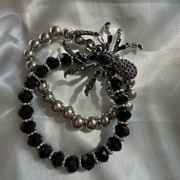 Unisex halloween gothic party adjustable Black and Silver Spider Bracelet - Picture 2 of 9
